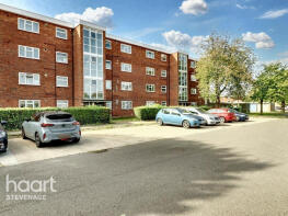 72, Newells, Letchworth Garden City SG6 2PW