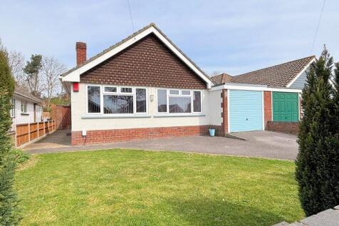 Lancaster Close, Lee-On-The-Solent, PO13