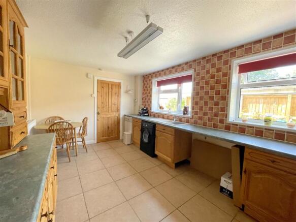 Kitchen/Breakfast Room