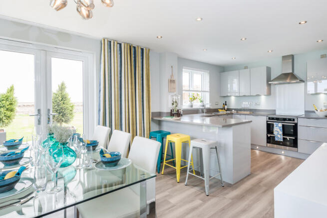 Craigston 4 bedroom home, kitchen/dining room