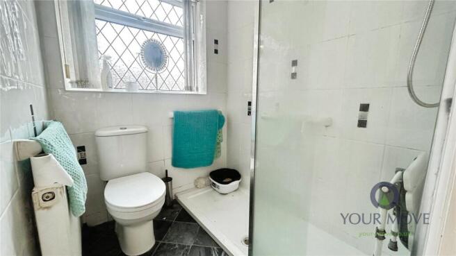 4 bed Bungalow for sale Image 12