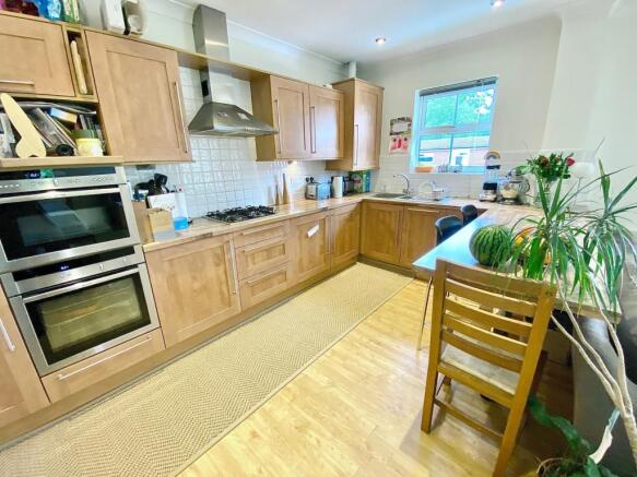 Kitchen/Living/Dinin