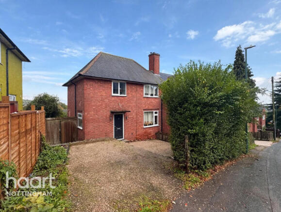3-bed semi-detached on Ranby Walk, Nottingham, £175,000