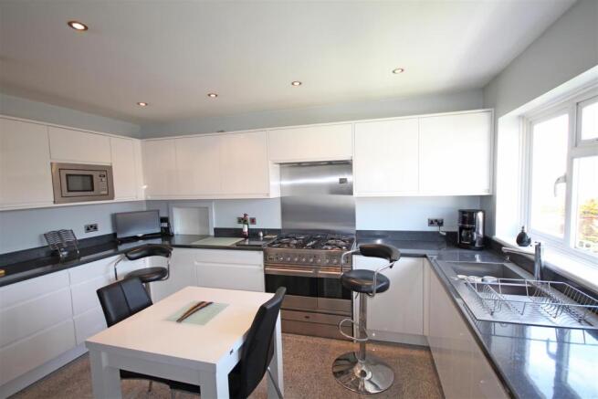 Kitchen/breakfast ro
