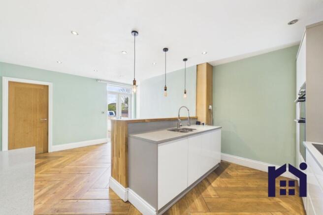 Dining kitchen