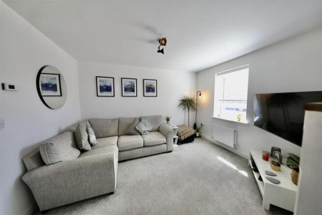 2 bed Terraced for sale Image 6