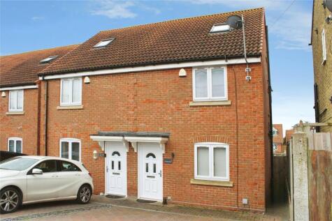 Parsonage Chase, Minster on Sea, Sheerness, Kent, ME12