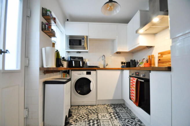 Photo 3