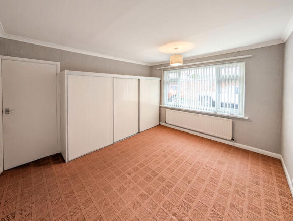 2 bed Semi-Detached Bungalow for sale Image 4