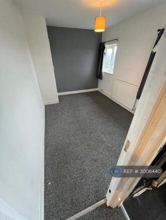 3 bed Terraced to rent Image 4