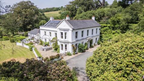 Pillaton, Saltash