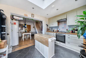 12, Avenue Terrace, Stonehouse GL10 3RE