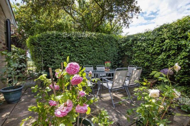 Al Fresco Dining