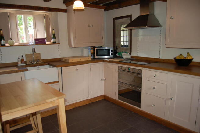 Fitted Kitchen