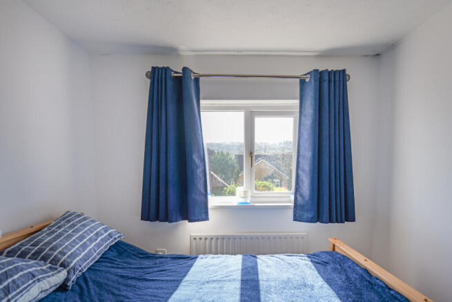 2 bed Flat for sale Image 9