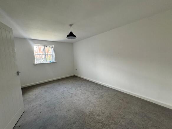 4 bed Town House for sale Image 6