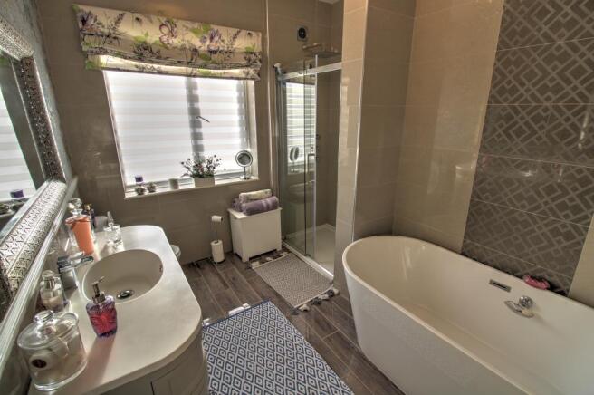 Family Bathroom a