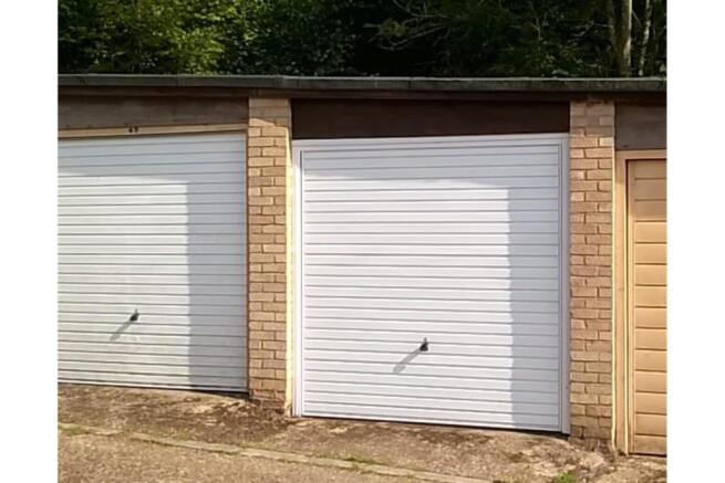 Garage En Bloc