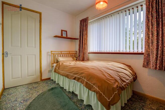 3 bed Semi-Detached for sale Image 11