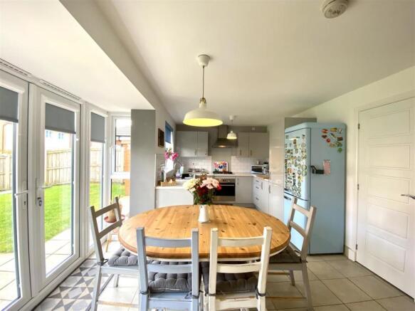 Dining Kitchen