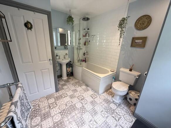 2 bed Terraced for sale Image 12