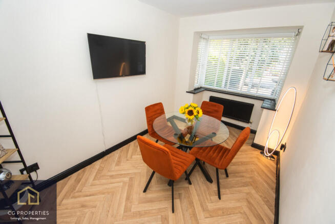 4 bed Detached for sale Image 6