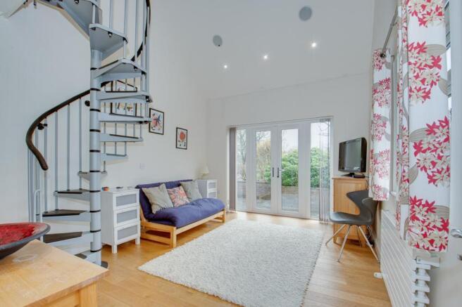 7SITTING ROOM