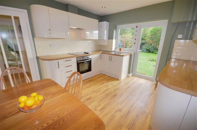 KITCHEN DINER