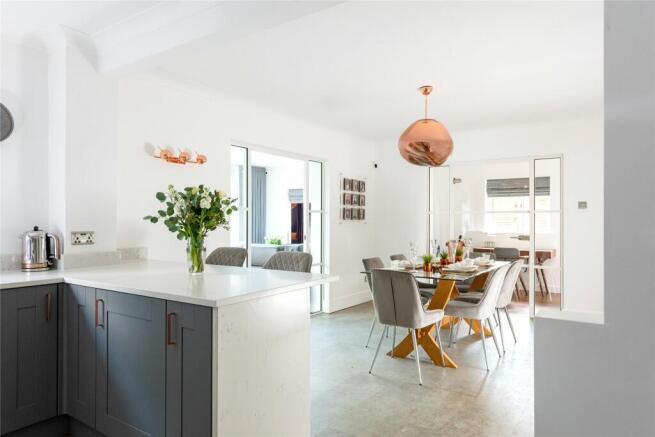 Kitchen/Dining Room