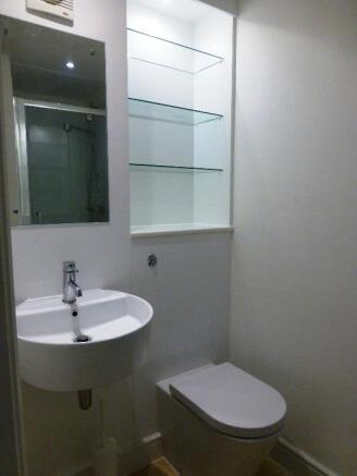 Bathroom2.jpg