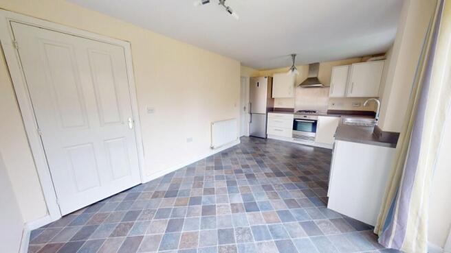 3 bed Semi-Detached for sale Image 6