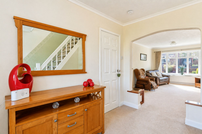 3 bed Bungalow for sale Image 5