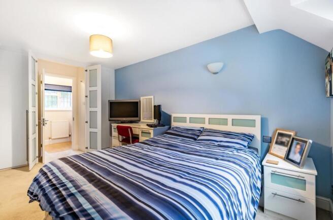 bed 2 alt.jpg