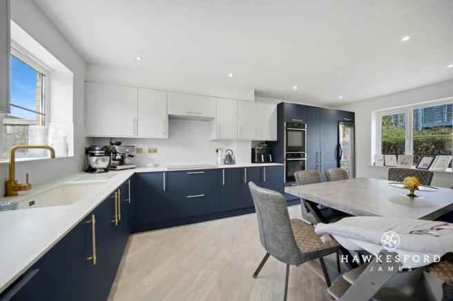 Primrose Avenue, Sittingbourne - Kitchen