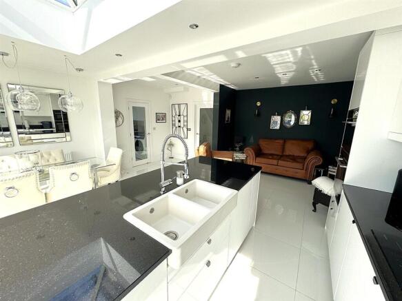 thumbnail_image3 (7).jpg