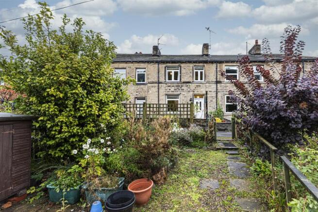 3 bed Terraced for sale Image 4