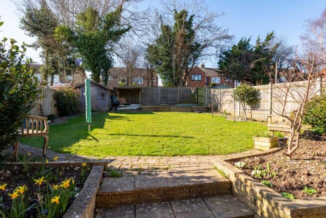 54 Elmstone Road garden4.jpg