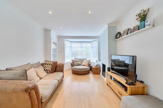 Living area (2)