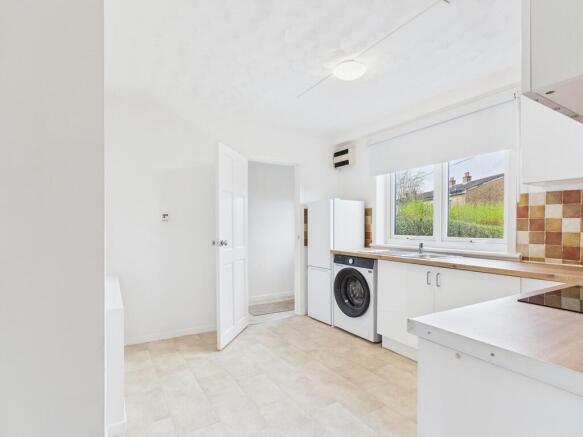 CAM05526G0-PR0075...