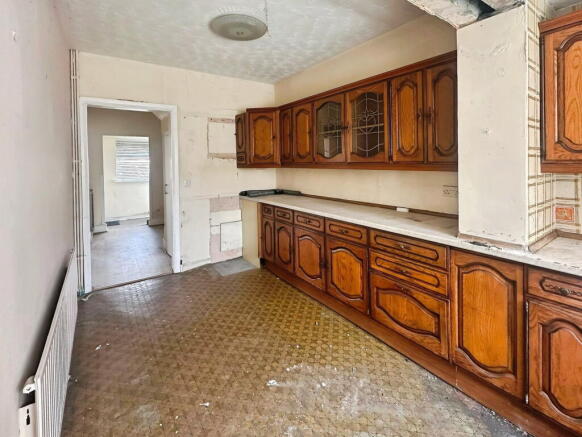 Frampton Road, Gorseinon, Swansea, SA4 4XY photo 4