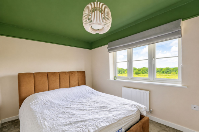 2 bed Terraced to rent Image 10