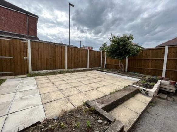 3 bed End of Terrace to rent Image 9
