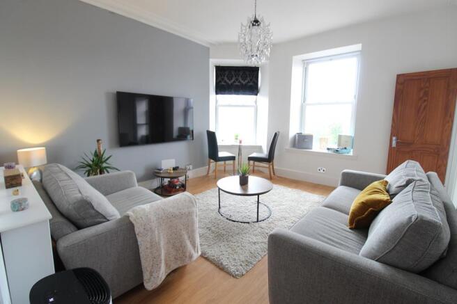 Lounge 2