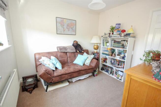 Bedroom 4.jpg