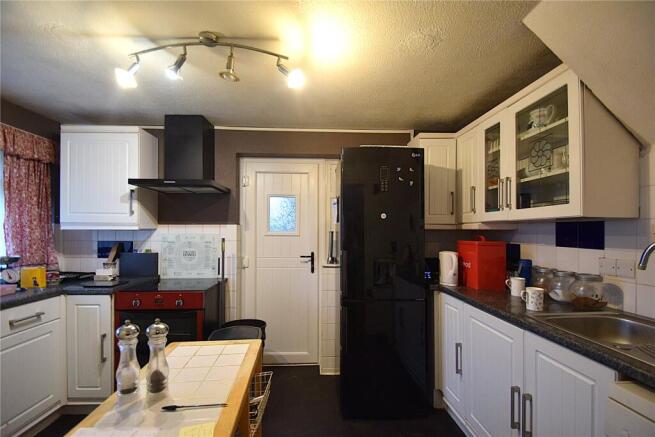 3 bed Semi-Detached for sale Image 4