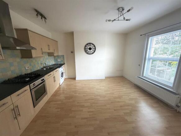 Apartment in Bournemouth - View 4