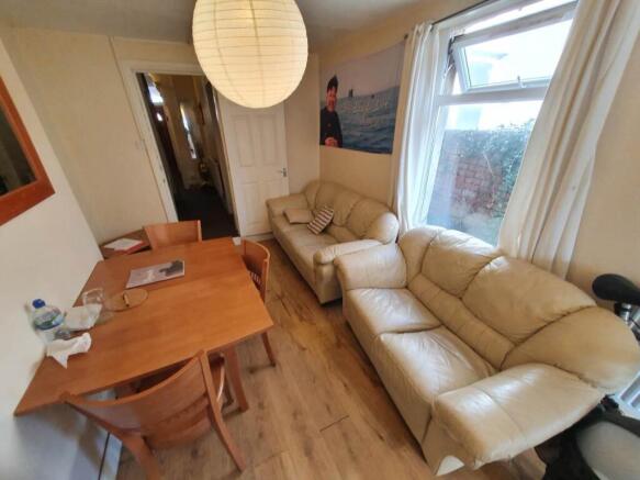 Dining living room (