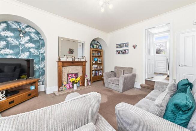 2 bed Terraced for sale Image 5