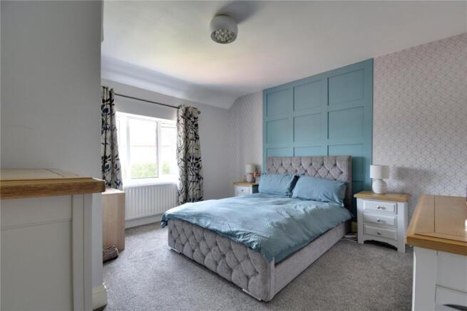 3 bed Semi-Detached for sale Image 7