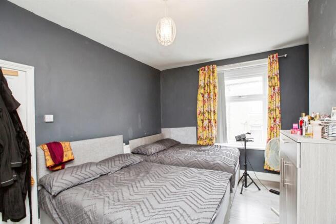 2 bed Terraced for sale Image 6